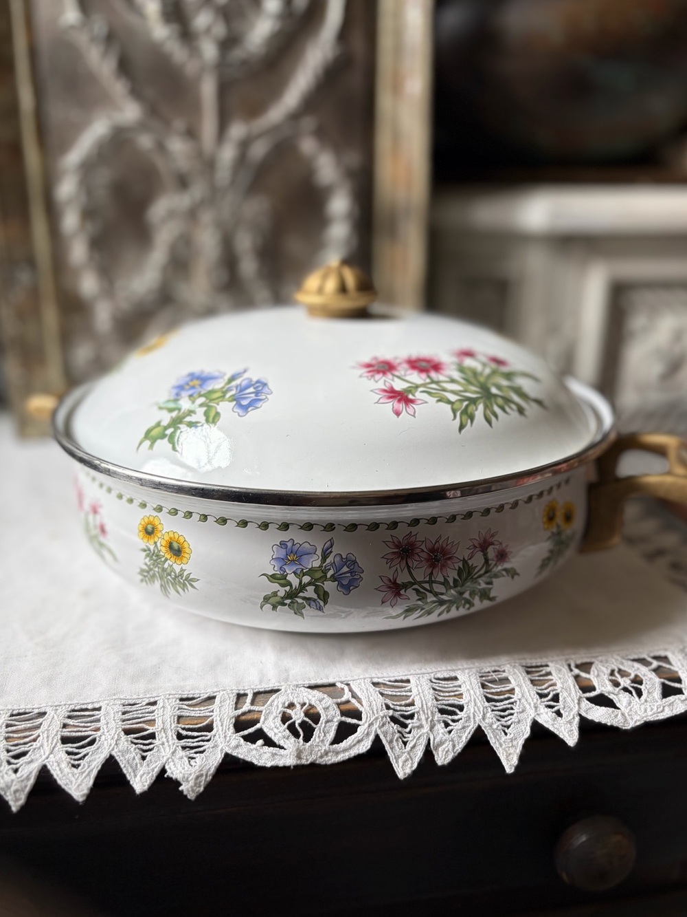 Regency Club white floral enamel pan brass